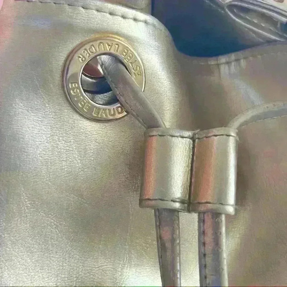 ESTÉE LAUDER GOLD  BUCKET CROSSBODY BAG - Picture 3 of 15